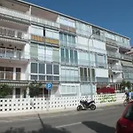 Appartamento Cerca De La Playa Con Terraza Y Parking En Roses, Costa Brava - Es-204-55 Roses
