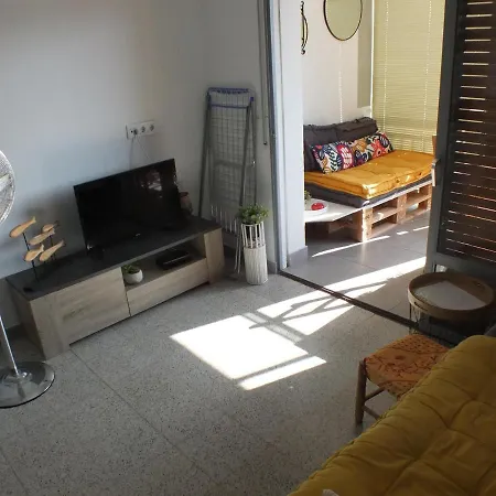 Apartment Cerca De La Playa Con Terraza Y Parking En Roses, Costa Brava - Es-204-55 *