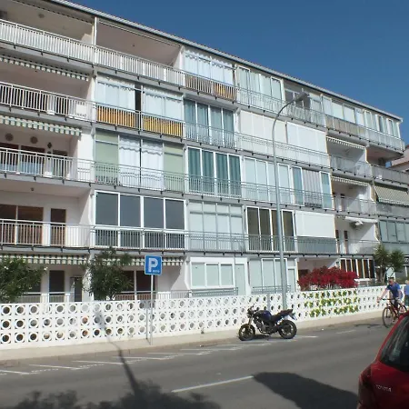 Apartment Cerca De La Playa Con Terraza Y Parking En Roses, Costa Brava - Es-204-55 Roses