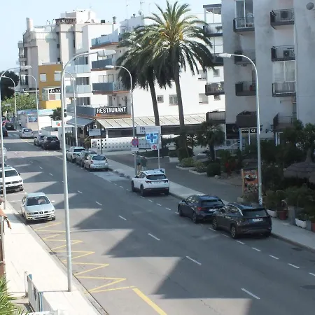 Cerca De La Playa Con Terraza Y Parking En Roses, Costa Brava - Es-204-55 * Roses