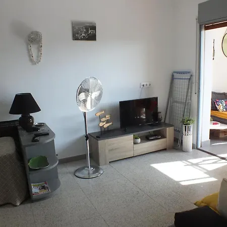 Appartamento Cerca De La Playa Con Terraza Y Parking En Roses, Costa Brava - Es-204-55 Roses