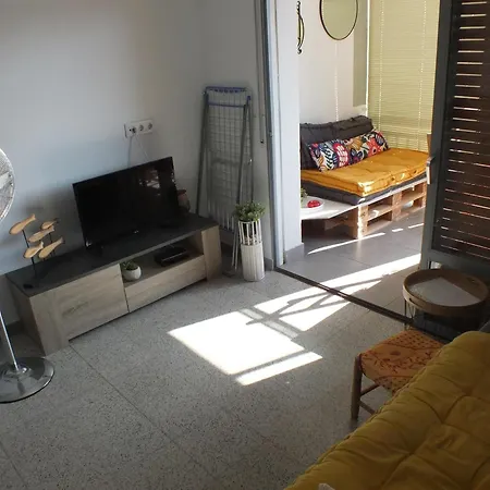 Appartamento Cerca De La Playa Con Terraza Y Parking En Roses, Costa Brava - Es-204-55 *